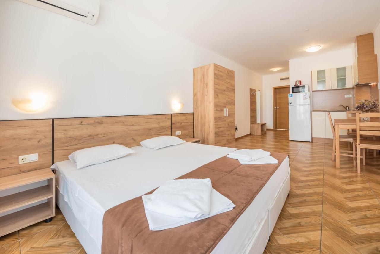 Balchik Sea View Apartments In Princess Residence Ngoại thất bức ảnh